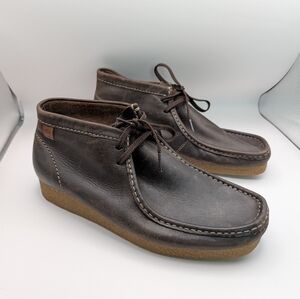 Clarks Collection Wallabee Chukka Boots Men’s 9.5 Leather Lace Up Crepe Sole
